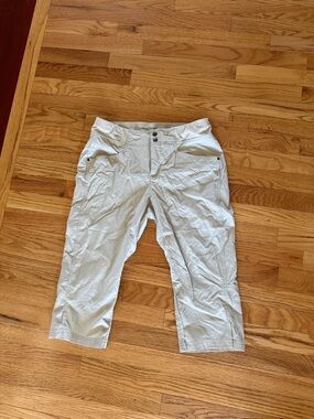 Royal Robbins Light Gray Crop Chino Pants